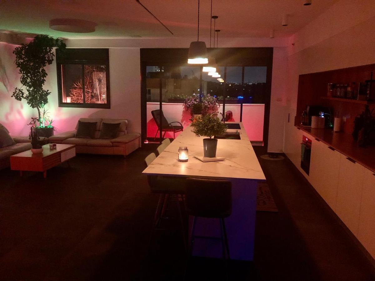 Suite And Room In A Breathtaking New Designed Penthouse In Se Tlv Tel Aviv Exteriör bild