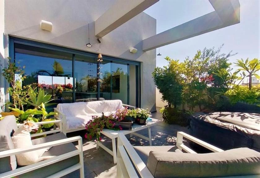 Suite And Room In A Breathtaking New Designed Penthouse In Se Tlv Tel Aviv Exteriör bild